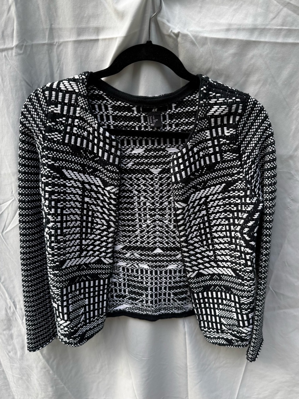H&M Black and White Geometric Open Cardigan
